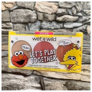 Sesame Street x Wet n Wild Perfect Pair Elmo Big Bird Complexion Trio Blush Set